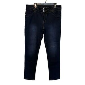 LA Chula Cropped Jeans Women’s Size 18 Dark Blue Wash New With Tags